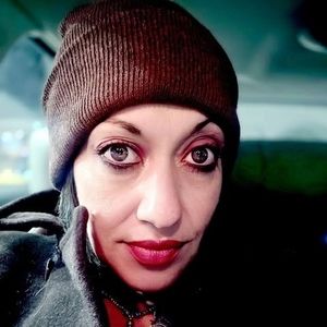 Meet your Posher, Aja